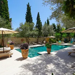 3* Hotel Tas